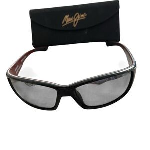 Maui Jim Black and Gray Sunglasses with Case